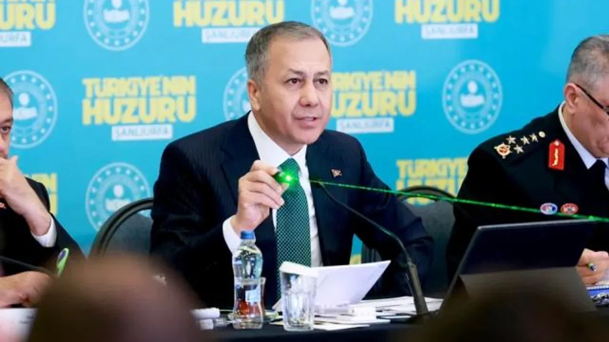 Bakan Yerlikaya: Terör örgütleri ile bir olunmaz, şehri emin terör yandaş olamaz!