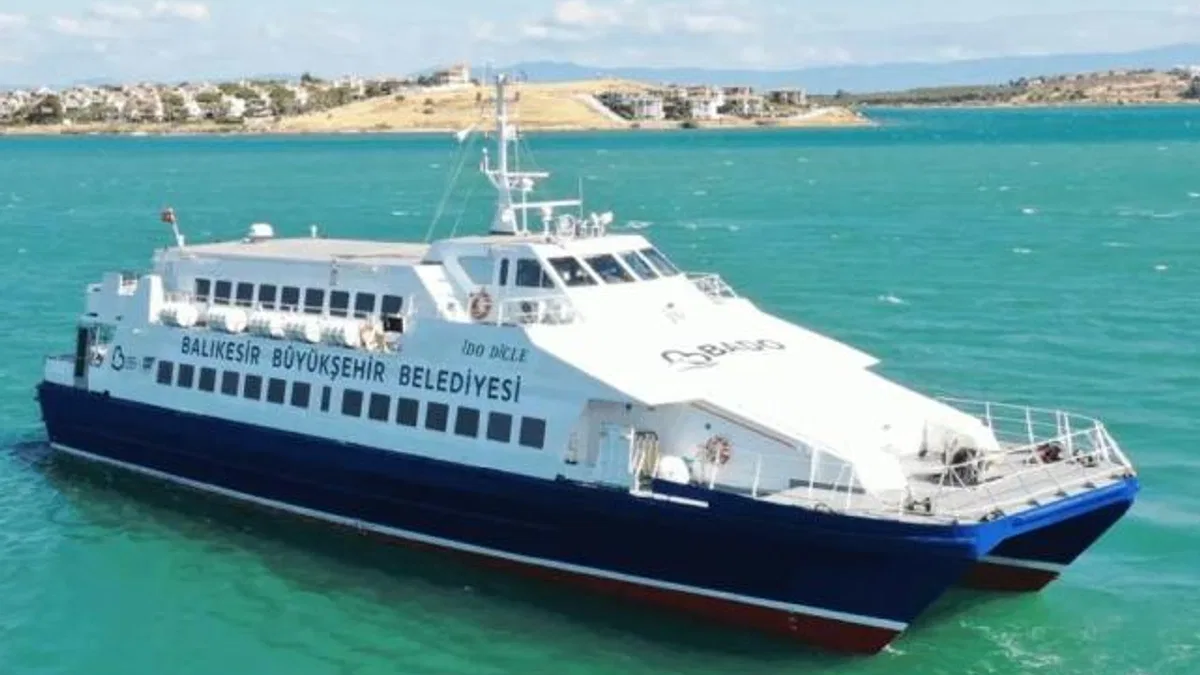 BADO ilk seferini gerçekleştirdi! Ayvalık-Midilli seferleri başladı
