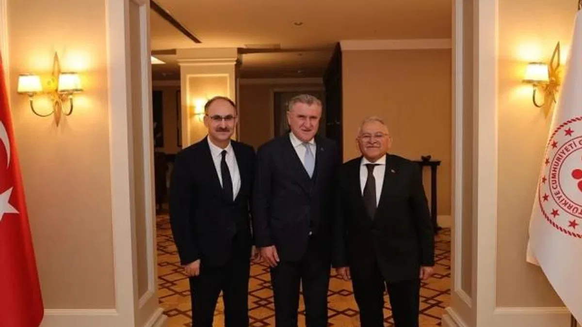 Memduh Büyükkılıç’tan ‘Ankara’ çıkarması