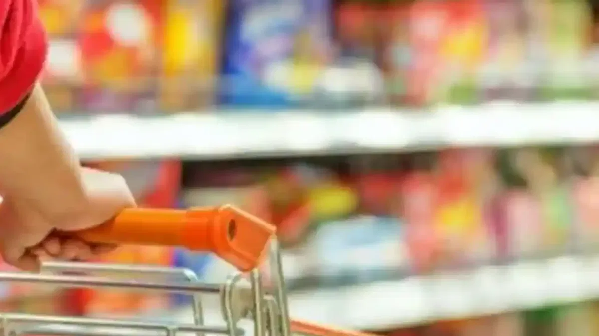 Yıllık ticaret satış hacmi geriledi