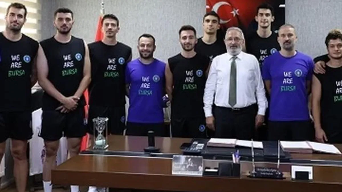 Bursa Büyükşehir Belediyespor Erkek Voleybol Takımı’nda imzalar tamam