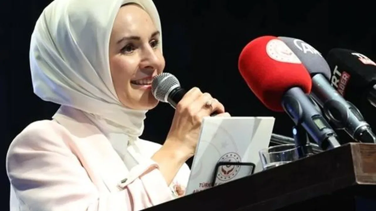 Bakan Göktaş’tan Budapeşte’de “Aile Odaklı Zirve”de önemli mesajlar