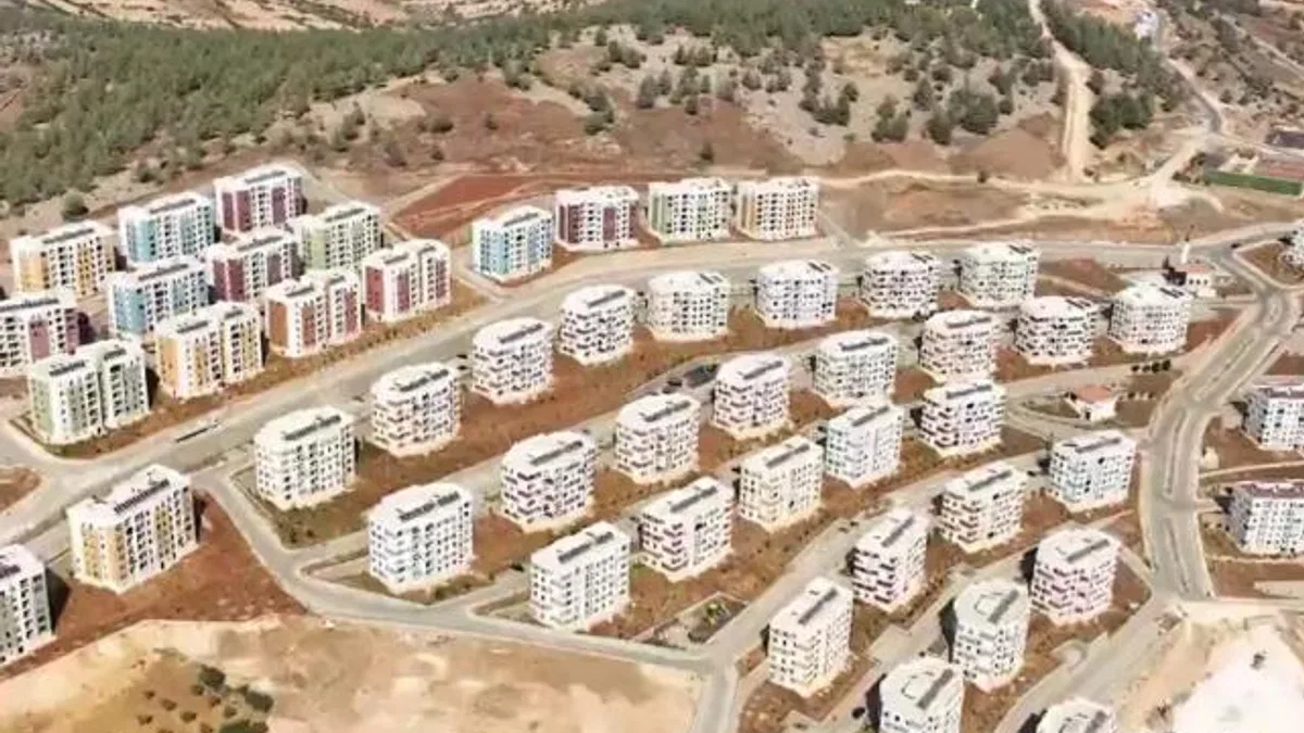Asrın inşa seferberliği sürüyor… Deprem bölgesi yeniden ayağa kalkıyor