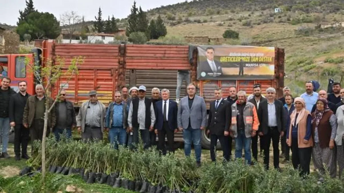 Manisa Büyükşehir yanan alanları yeşillendiriyor