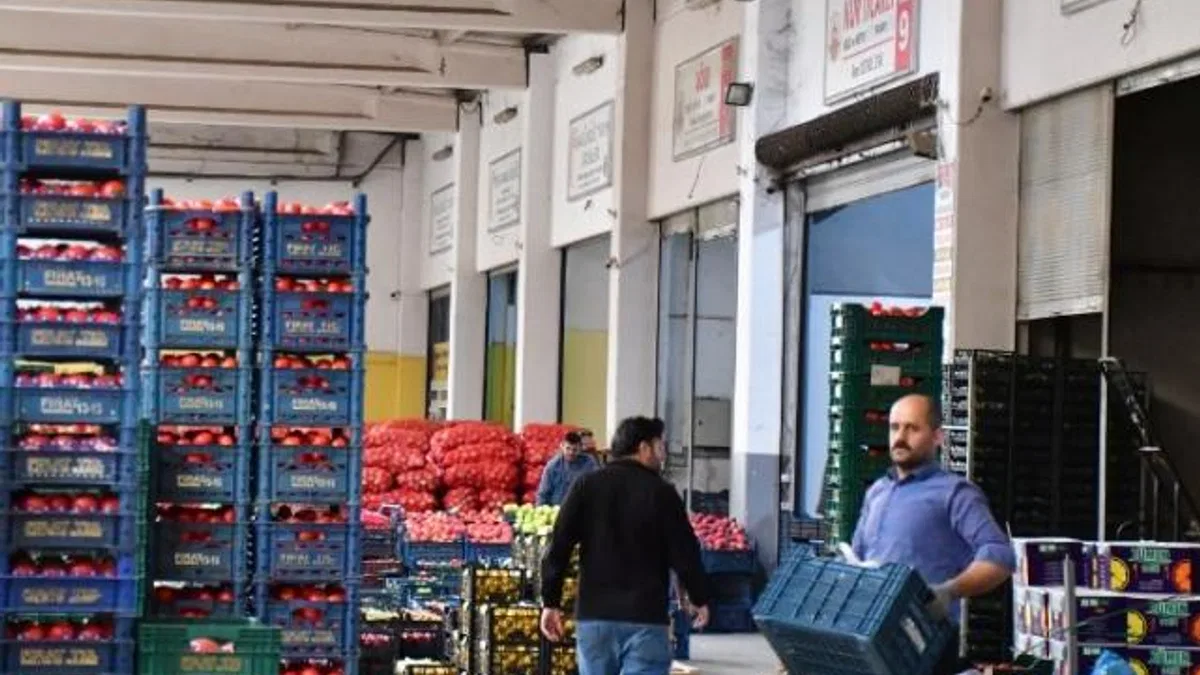 Başkan Zeyrek’e hal esnafından teşekkür