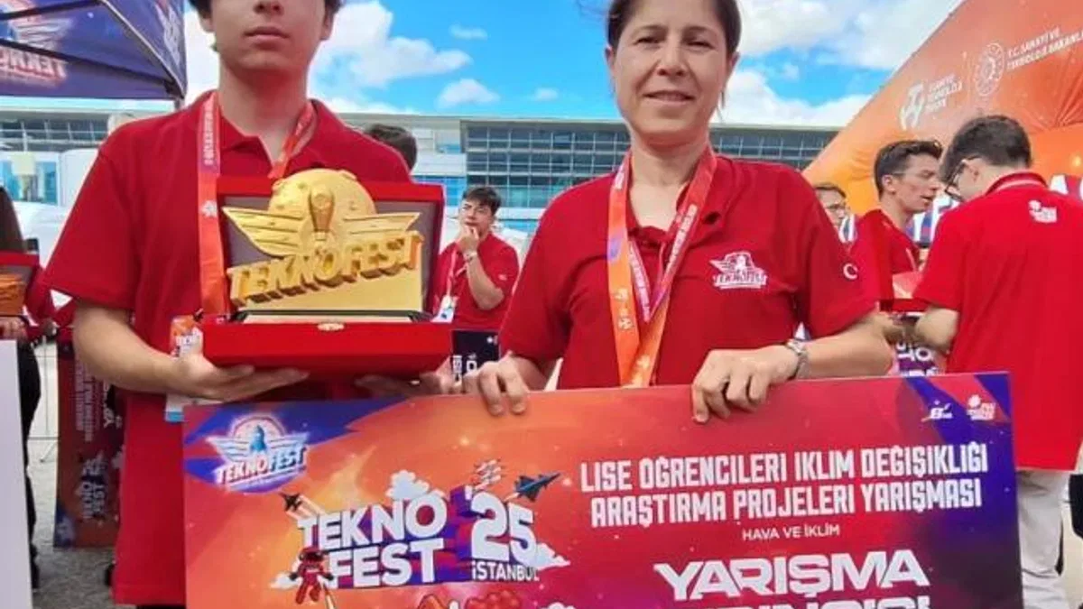 İzmirli genç TEKNOFEST 2025’te Türkiye birincisi oldu