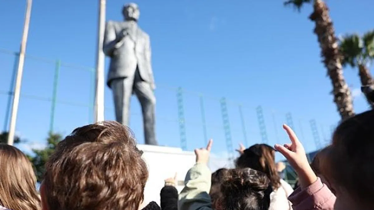 Bakırköylü Minikler Atasını Andı