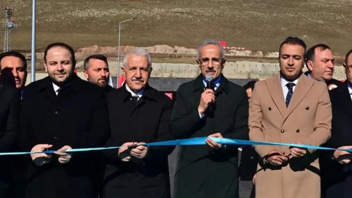 Mozeret Geçidi ‘Aşık Şenlik’ ile geçildi