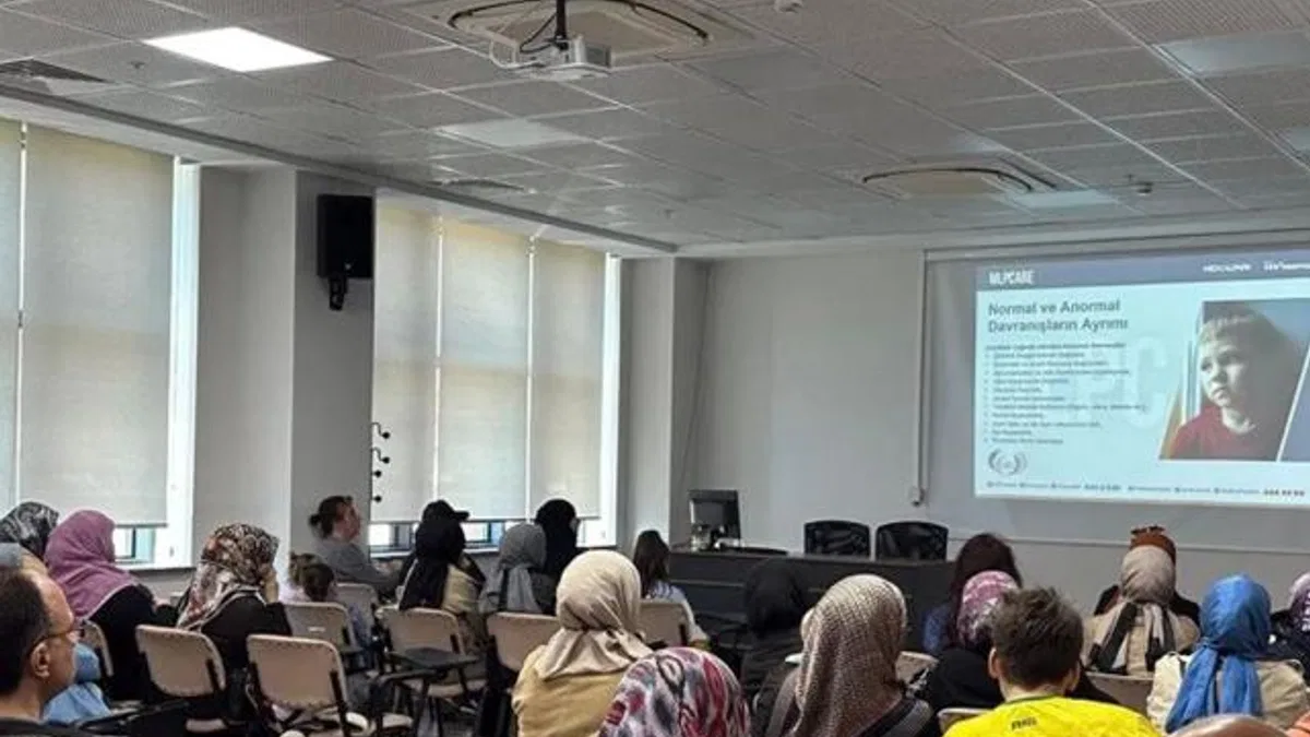 Sakarya’da ebeveyn-çocuk ilişkisi konuşuldu