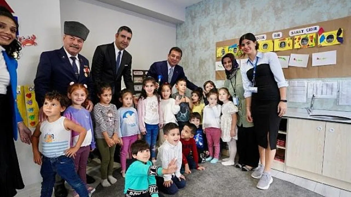 Ekrem İmamoğlu ‘Uğur Mumcu Sosyal Yaşam Merkezi’ni Ziyaret Etti