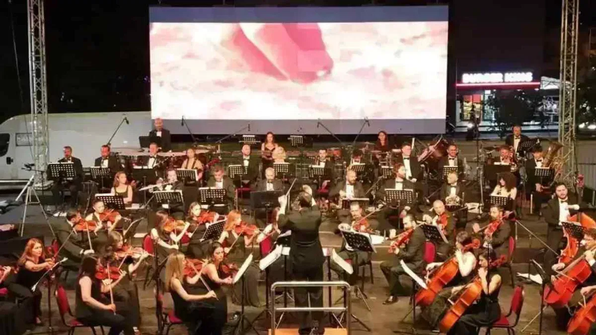 Muğla’da sanatseverlere çifte konser