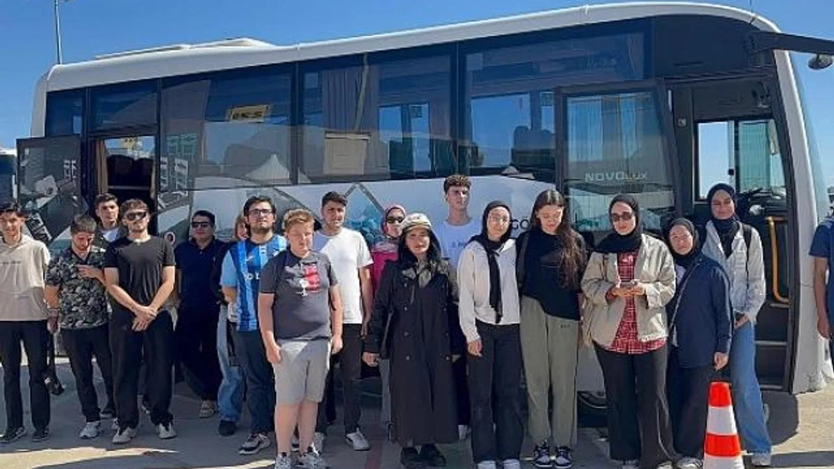 İnegöl Belediyesi Gençleri Teknofest’e Götürüyor