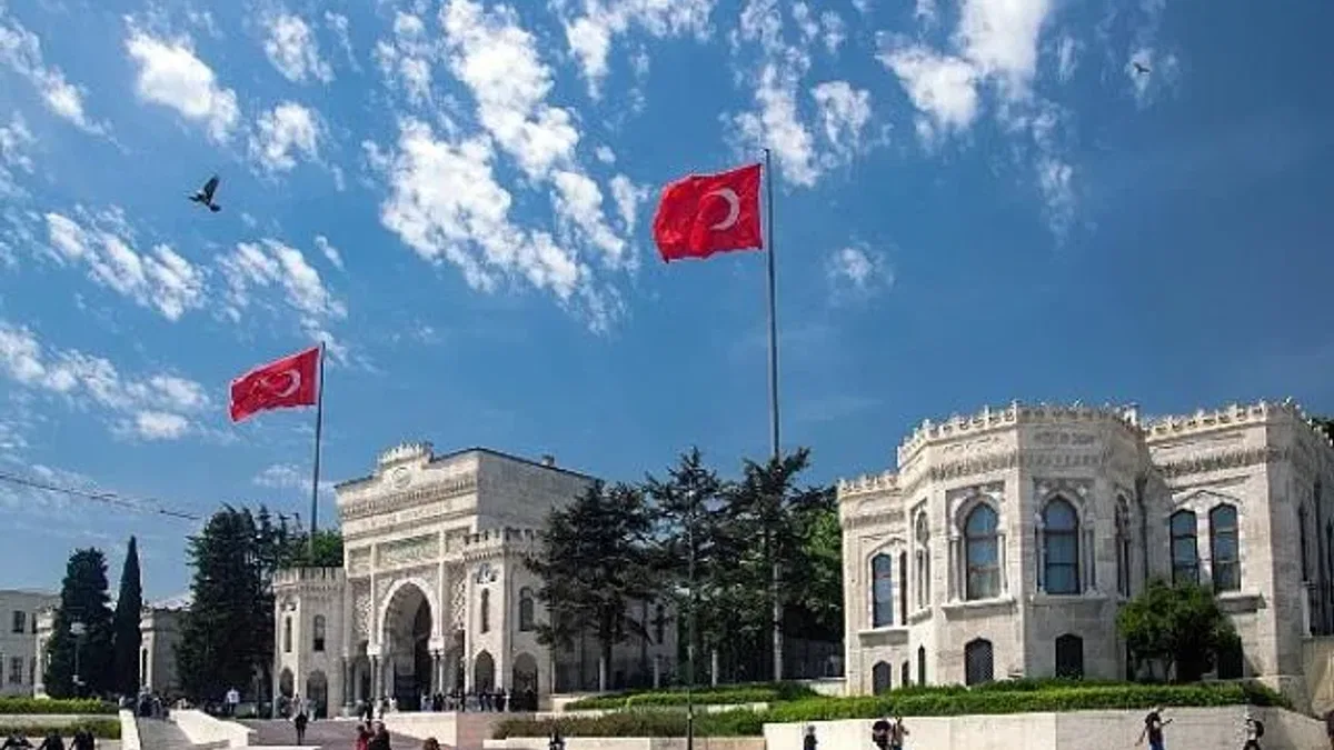 Üniversiteli İçin Yurt Az Kira Çok