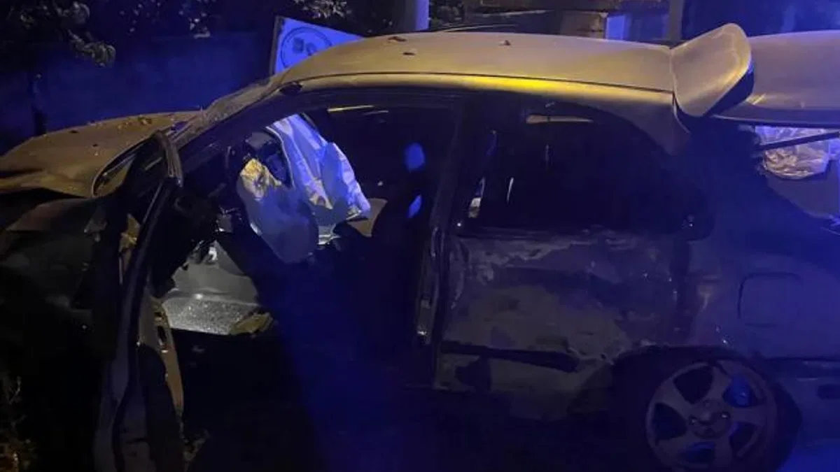 Polisten kaçan sürücü kaza yaptı; 3 kişi yaralandı