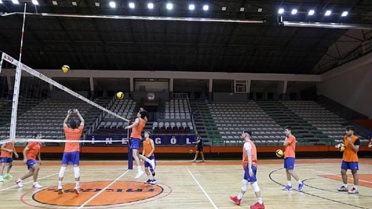 İnegöl Belediyespor Yenişehir Belediye’ye Hazırlanıyor
