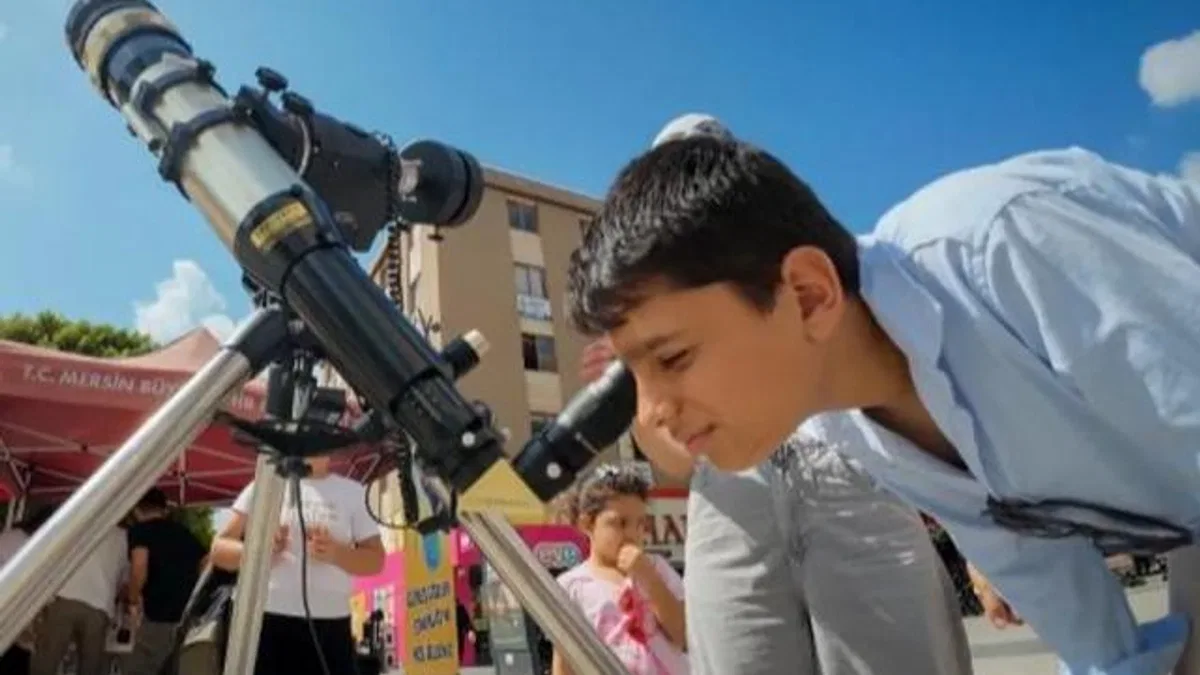 Mercan Bilim Merkezi Tarsus’ta çocukları bilimle buluşturdu