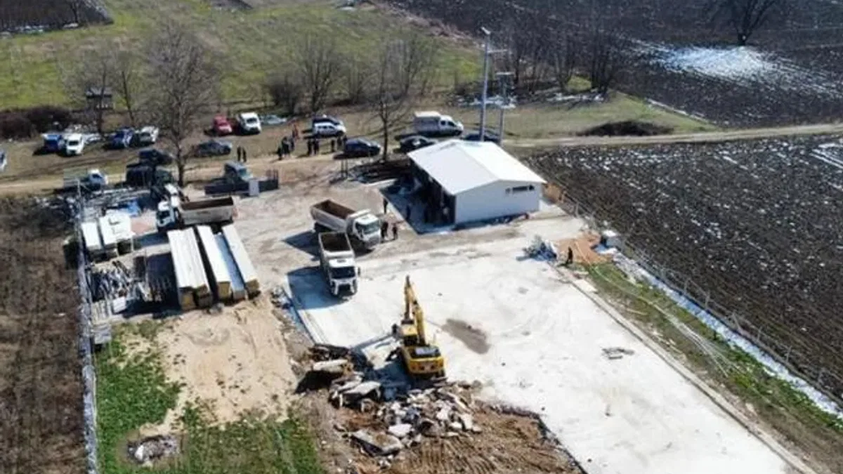 Bursa İnegöl’de tarım arazisinde kaçak yapı avı!