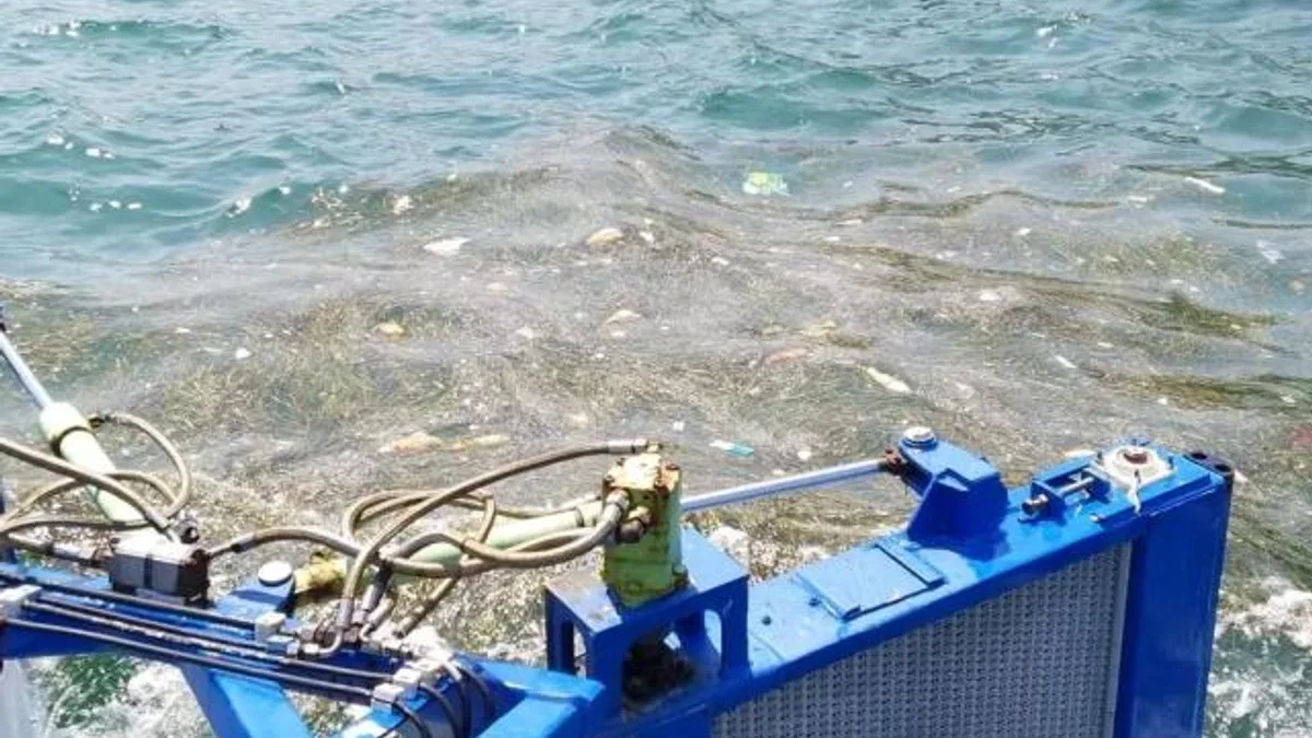 Bursa Büyükşehir’den deniz temizliği