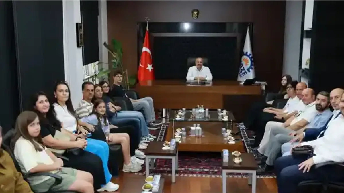 Kocaeli Gebze’de Başkan Büyükgöz LGS birincilerini ağırladı