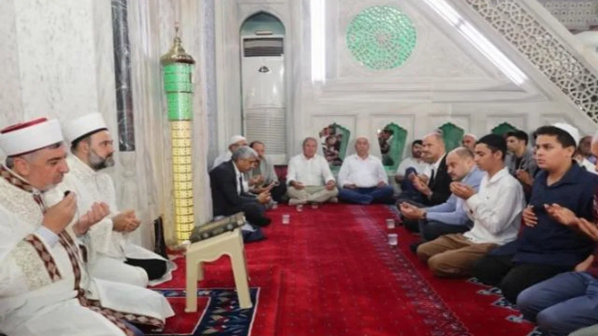 Başkan Gülpınar şehitler için okutulan mevlidi şerif programına katıldı
