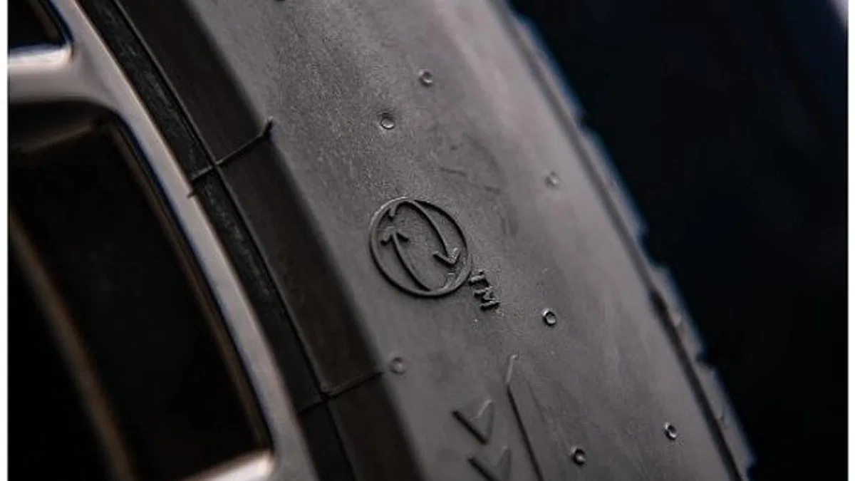 Pirelli, %70’ten Fazla Biyo-bazlı ve Geri Dönüştürülmüş Malzeme İçeren İlk Standart Üretim Lastiğini Tanıttı