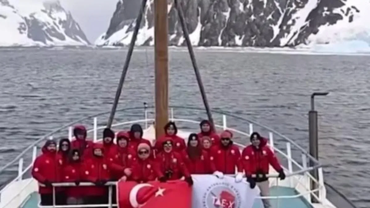 Türk bilim insanları Antarktika’dan döndü… 15. Ulusal Bilim Antarktika Seferi tamamlandı