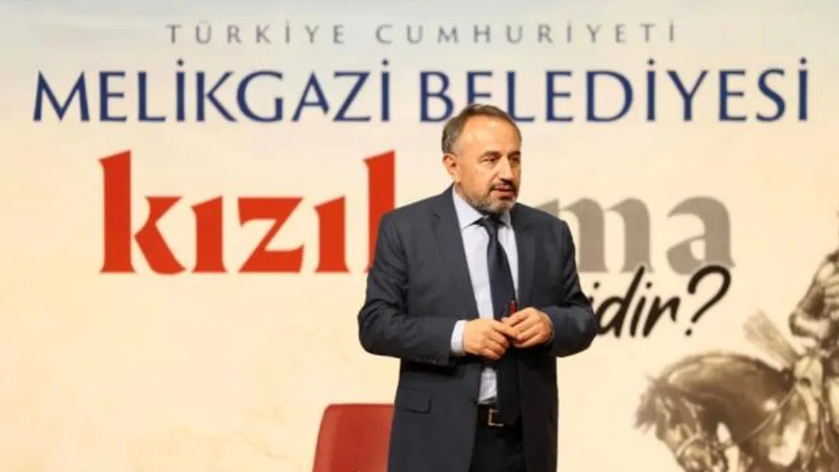 Kayseri Melikgazi’de ‘Kızıl Elma’ konferansı