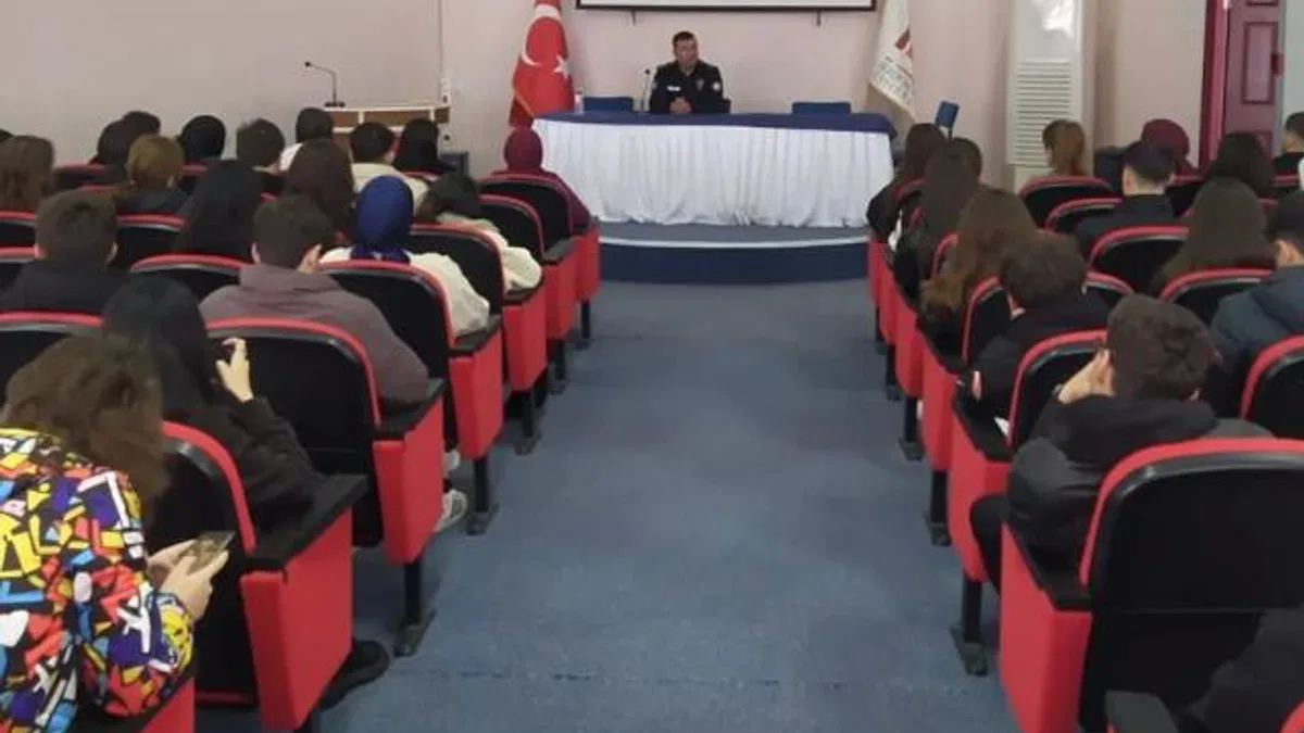 Bilecik Pazaryeri’nde dolandırıcılara karşı birlik!
