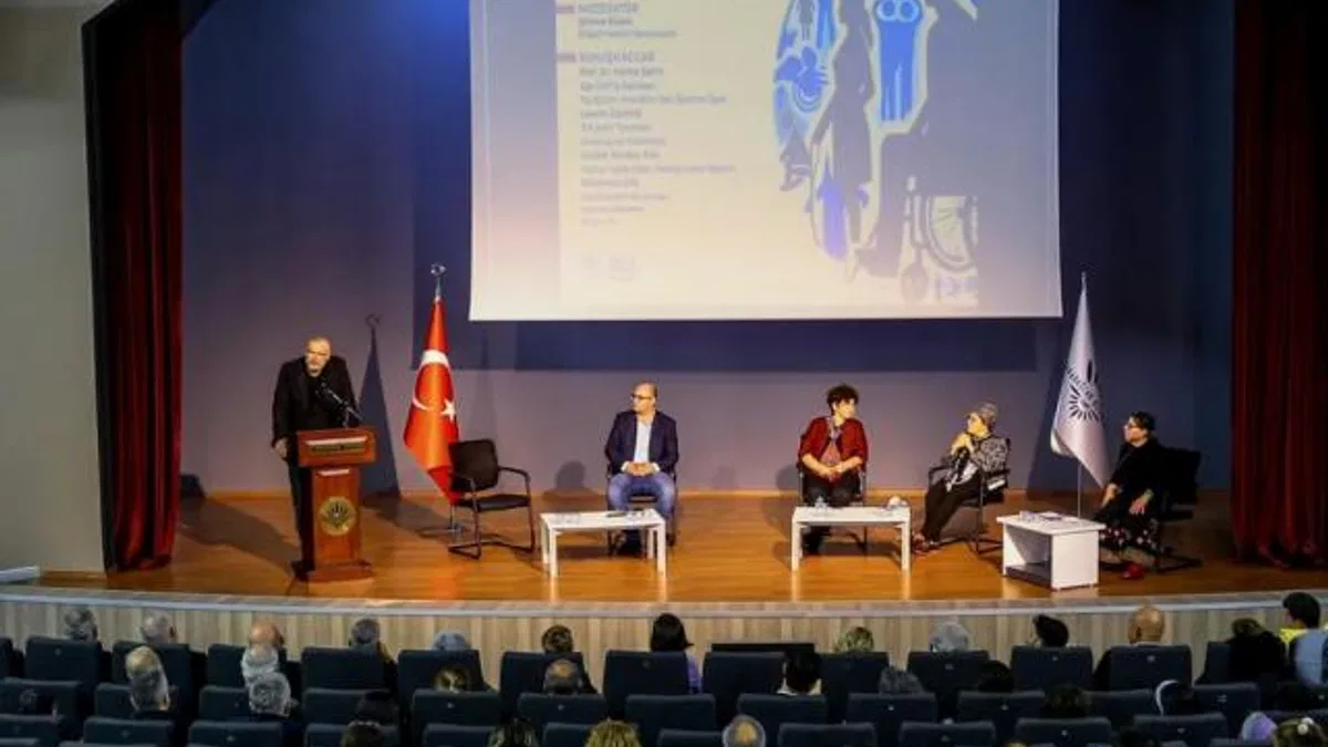 İzmir Karabağlar’da “Engelsiz Gelecek” için bir araya geldiler