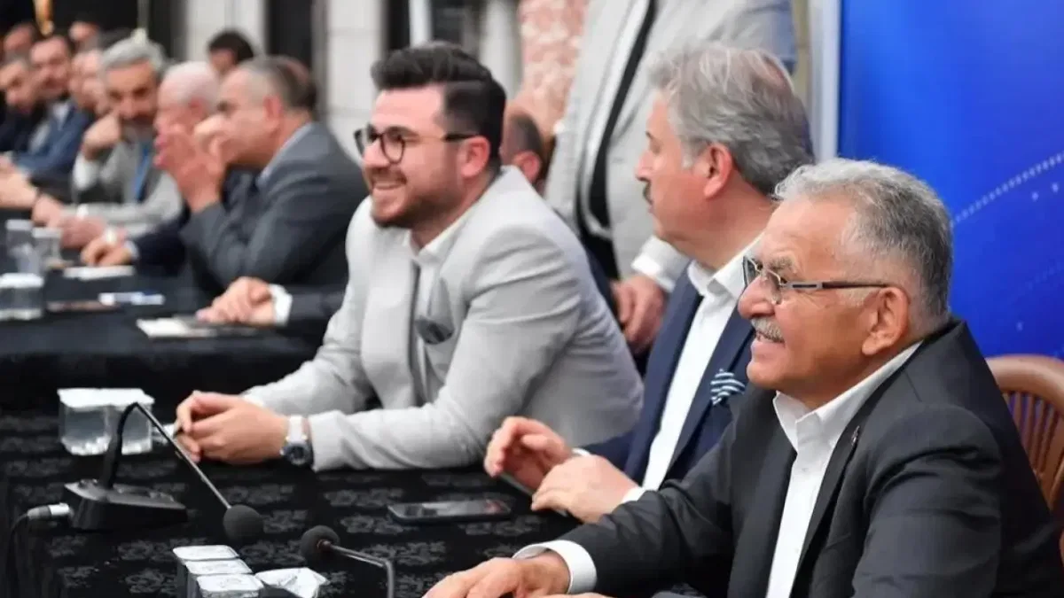 Mustafa Palancıoğlu halkın sorularını yanıtladı