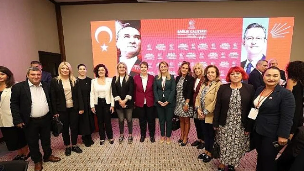 Başkan Ovalıoğlu sağlık çalıştayında konuştu: “İnsandan ve yaşamdan yana tutumumuzu kararlılıkla sürdüreceğiz”
