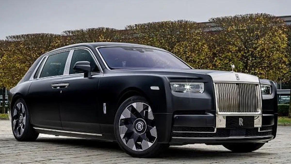 Rolls-Royce Phantom’dan 100. yılına özel ejderha teması