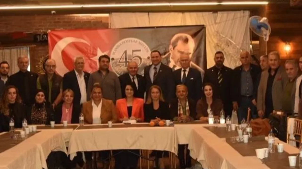 Manisa Dostlar Meclisi’nde demokrasi buluşması