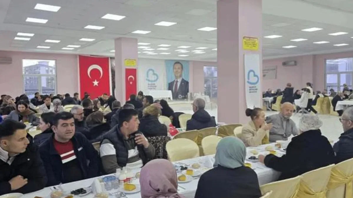 Başkan Ahmet Akın’dan çölyak hastalarına özel iftar