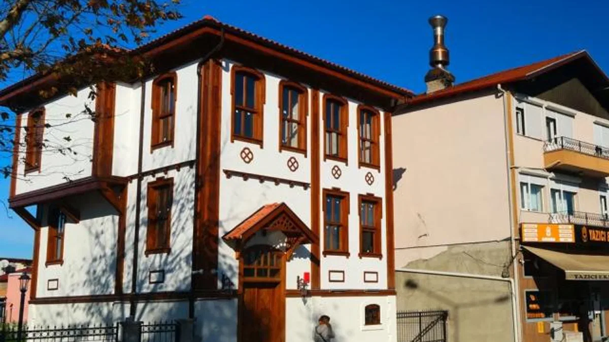 Sakarya’da 100 yıllık tarihe ışık olacak konak
