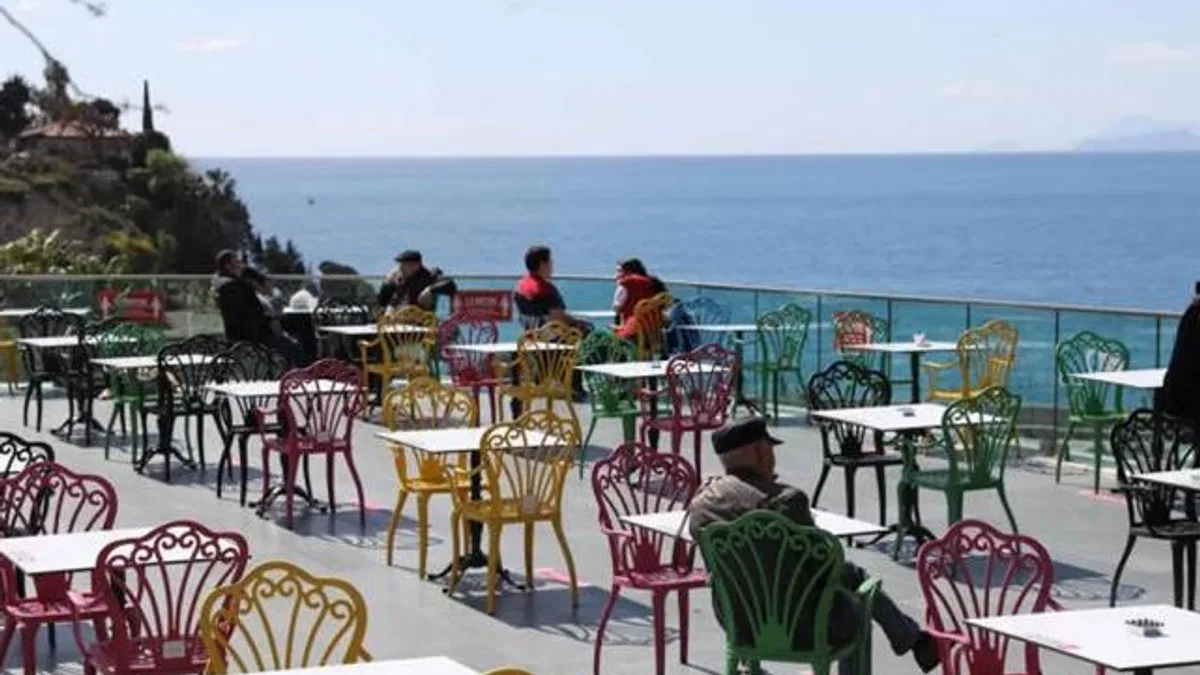Antalya Büyükşehir sosyal tesisleri bayramda hizmette