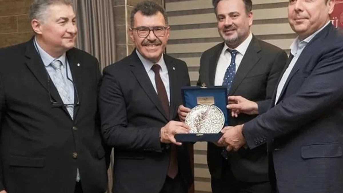 İTÜ mezunları Bursa’da aynı sofrada buluştu