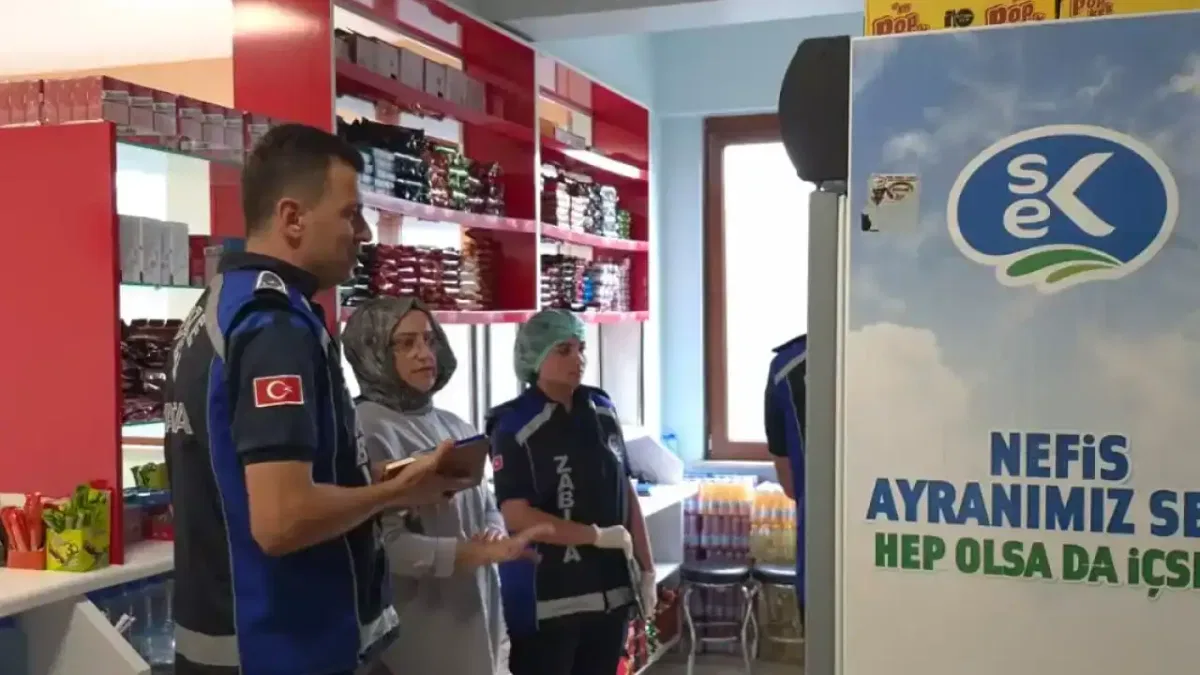 Gebze’de zabıta ekipleri okul kantinlerini denetledi