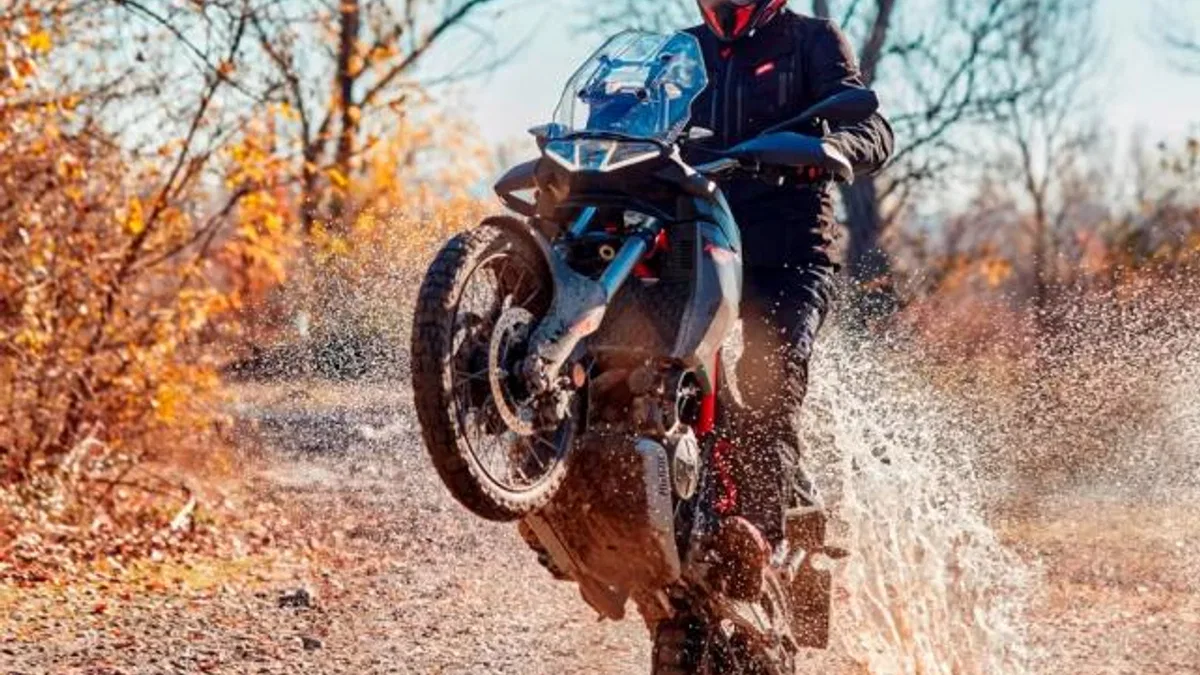 Macera motosiklet tutkunları Kemer’de yarışacak