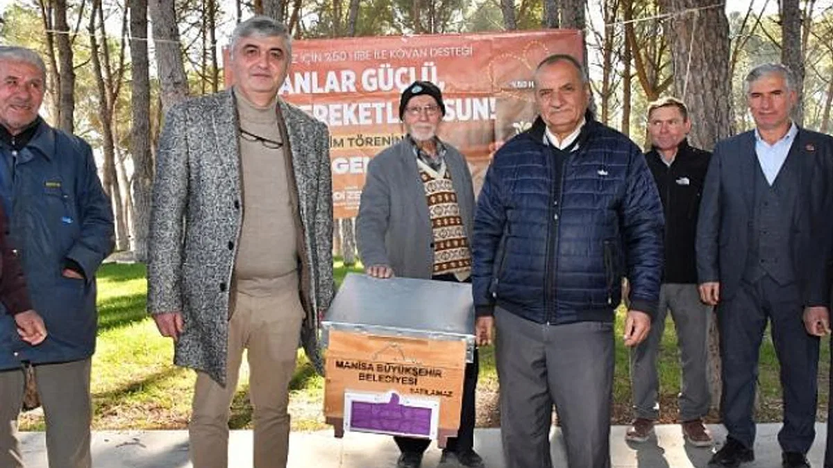 2 Bin Arı Kovanı Üreticiyle Buluştu