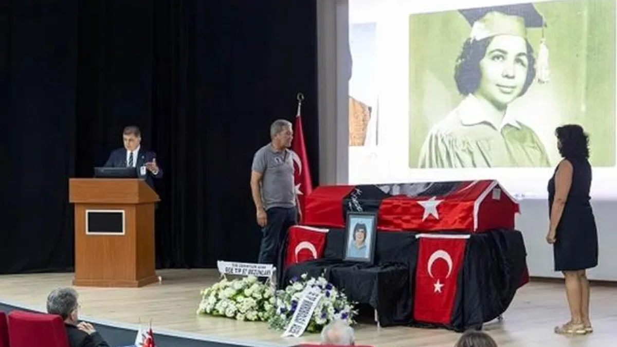 Cemil Tugay’dan hocası Emel Tümbay’a duygusal veda