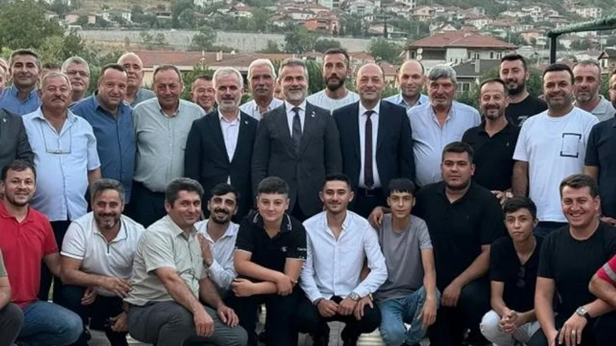 YRP Genel Başkan Yardımcısı Suat Kılıç Geyve’de muhtarlarla buluştu