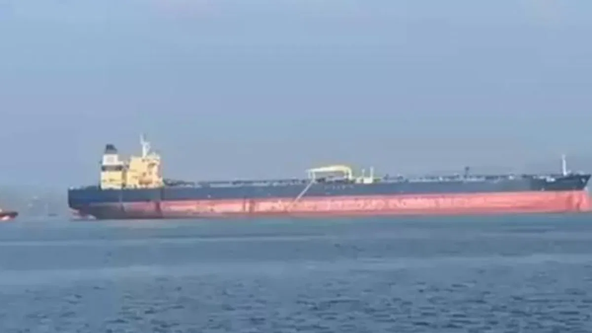 1915 Çanakkale Köprüsü önlerinde arızalanan tanker güvenli bölgeye çekildi