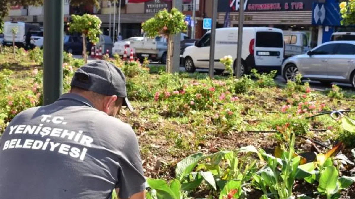 Bursa Yenişehir’in kalbi çiçek açtı