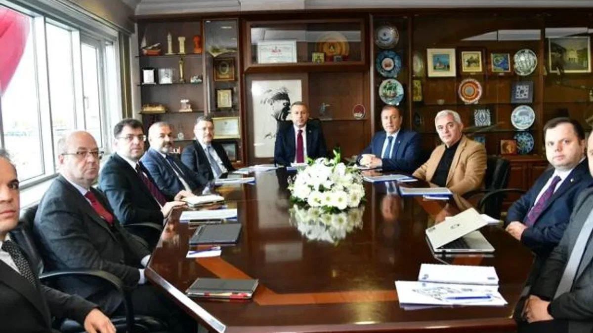 Trabzon Yatırım Adası hisselerinin yarısı Büyükşehir’e devredildi