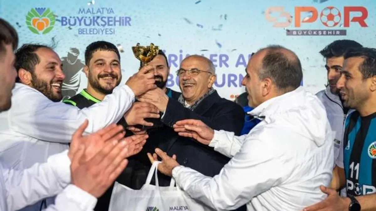 Malatya Büyükşehir’de şampiyon Gençlik ve Spor Hizmetleri Dairesi Başkanlığı oldu