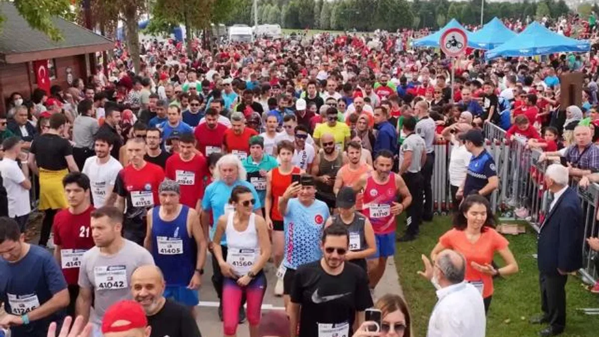 Kocaeli Cumhuriyet’e koşacak