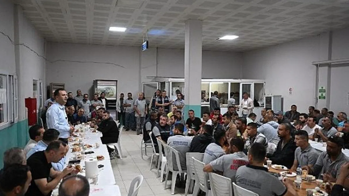 Başkan Eşki, temizlik işçileriyle bir araya geldi