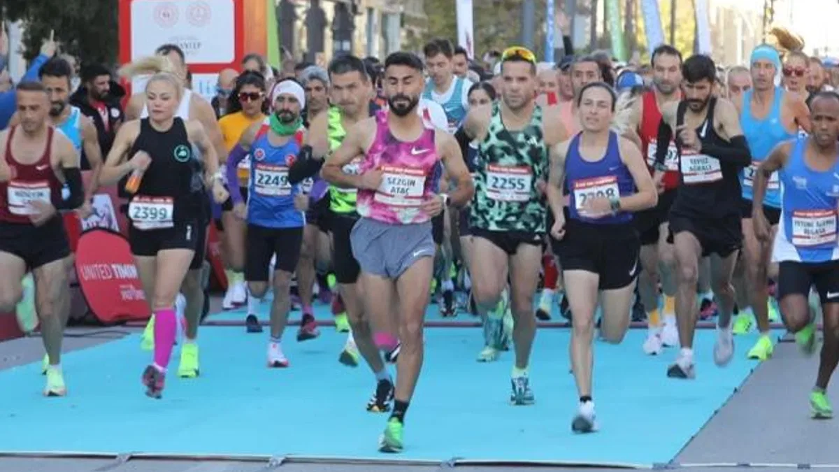 Gazi yarı maratonu için geri sayım başladı