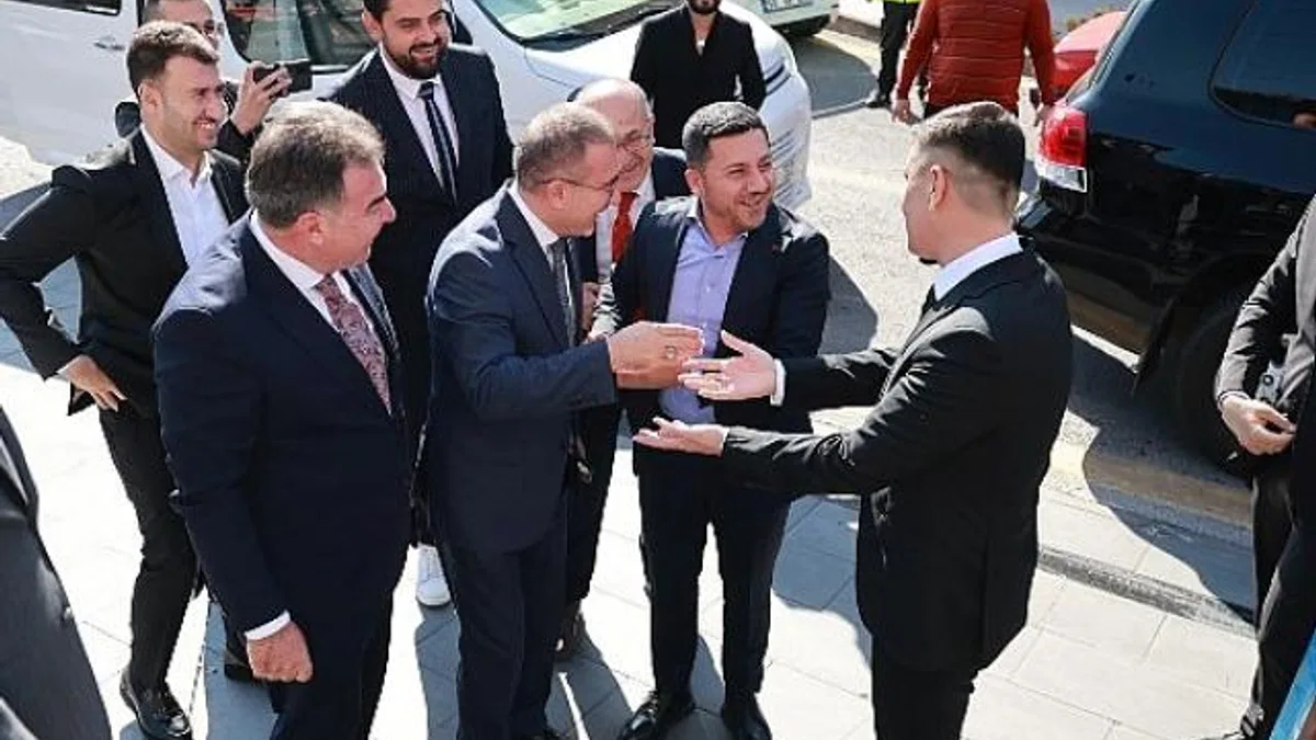 Türkmenistan’ın Ankara Büyükelçisi Mekan İshanguliyev, Belediye Başkanı Arı’yı Ziyaret Etti